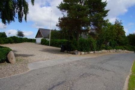 'Dingle' - large holiday home 
- A beautiful view of Limfjorden and 16 rooms with space for 41 overnight guests