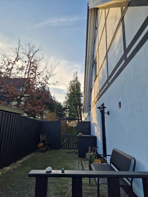 Terrasse ved hovedd�r TH