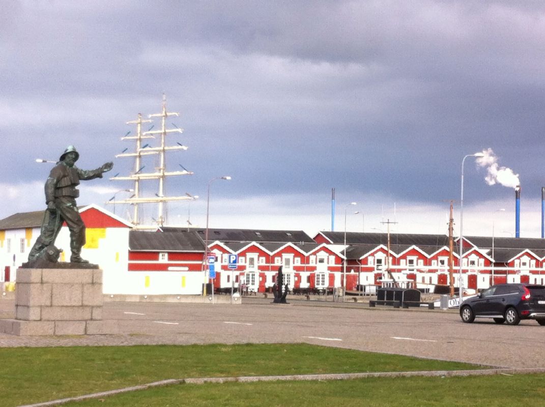 Skagen Havn Fiskeren i forgrunden er lavet af komponisten Carl Nielsen\\\\\\\\\\\\\\\\\\\\\\\\\\\\\\\\\\\\\\\\\\\\\\\\\\\\\\\\\\\\\\\\\\\\\\\\\\\\\\\\\\\\\\\\\\\\\\\\\\\\\\\\\\\\\\\\\\\\\\\\\\\\\\\\\\\\\\\\\\\\\\\\\\\\\\\\\\\\\\\\\\\\\\\\\\\\\\\\\\\\