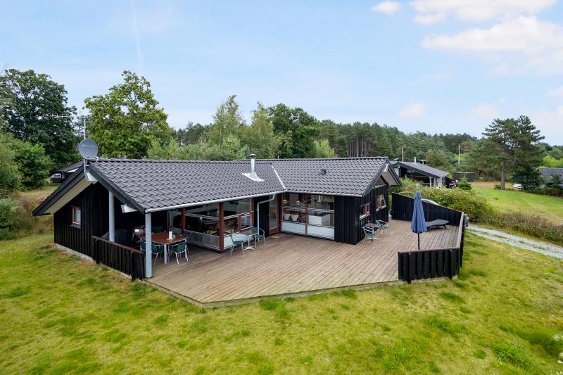 8 person Luxury cottage - Ebeltoft / Mols / Djursland with water views and free high-speed internet!
